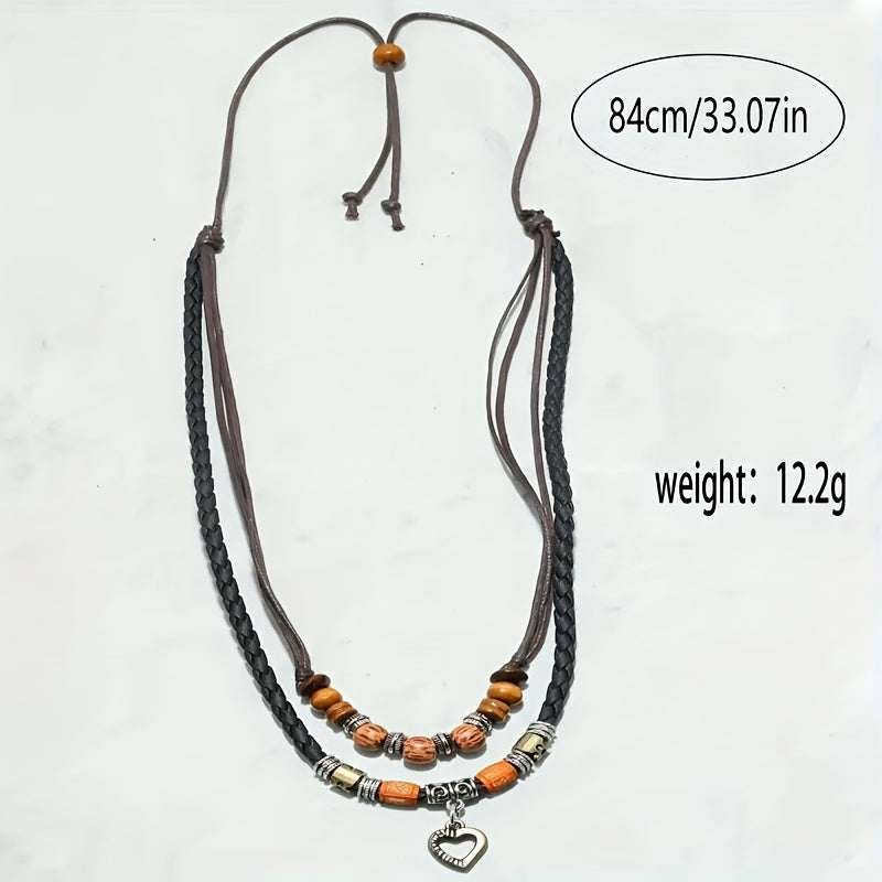 CorazónTrenzado — Collar Boho Vintage con Dije de Corazón y Cuentas de Madera (2025)