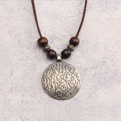 ZodiBoho TP — Collar Largo Bohemio Vintage con Cuentas de Madera y Dije Espiral Zodiacal