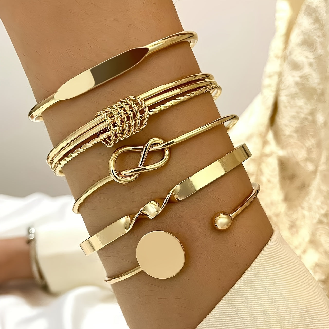 GeoCharm — Set de 5 Pulseras Vintage Minimalistas