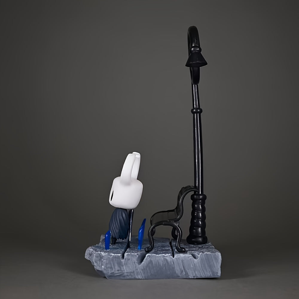 ✨ Big-Eyed Night — Escultura Bajo el Farol