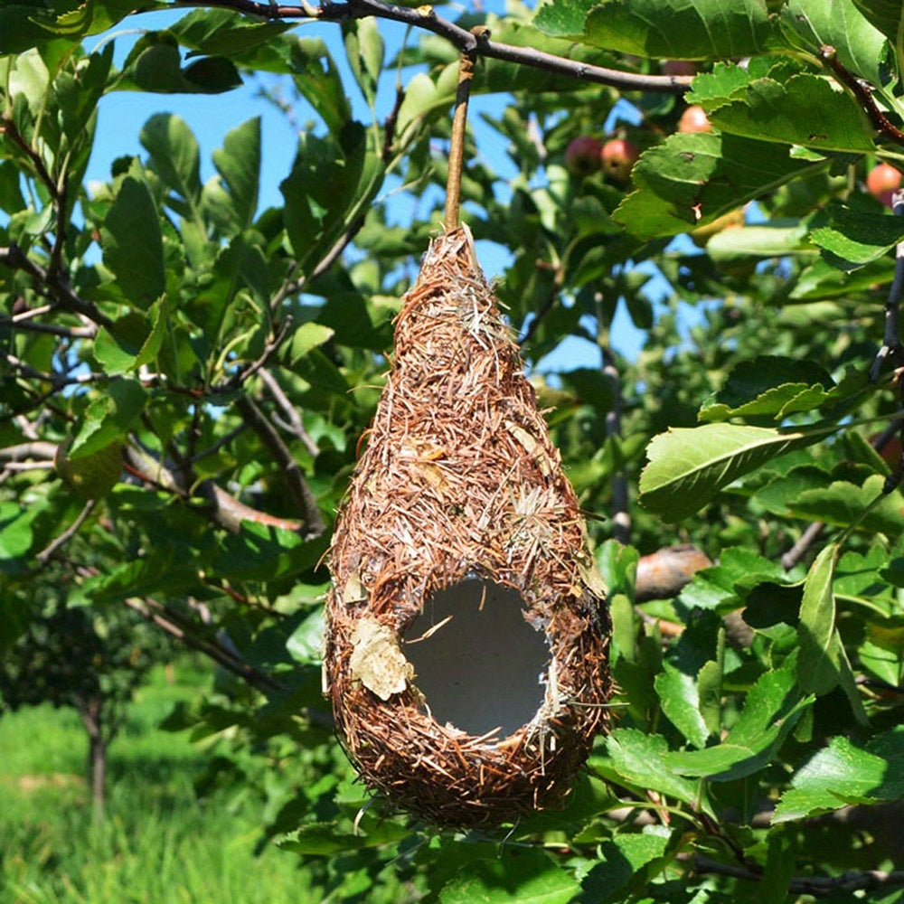 Hand-Woven Style Plastic Hanging Bird House for Hummingbirds - No Electricity Needed, Durable Outdoor Roosting Nest with Natural Grass Texture, Easy Installation for Garden & Yard Decoration