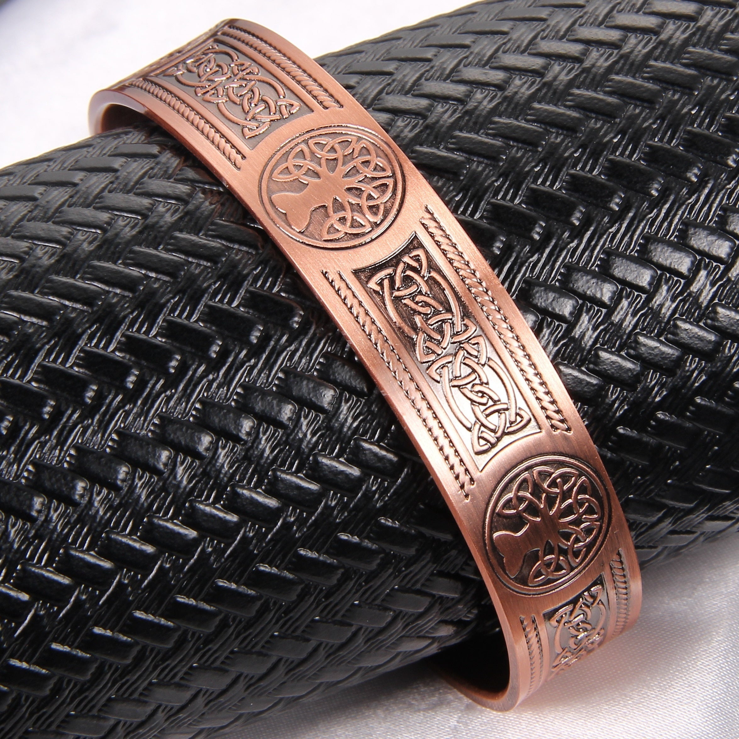Men'S Copper Magnetic Bracelet with Upgraded Solid Copper Tree of Life Design, Equipped with 6 Magnets, Adjustable Bracelet, Birthday and Christmas Gift for Mom and Dad