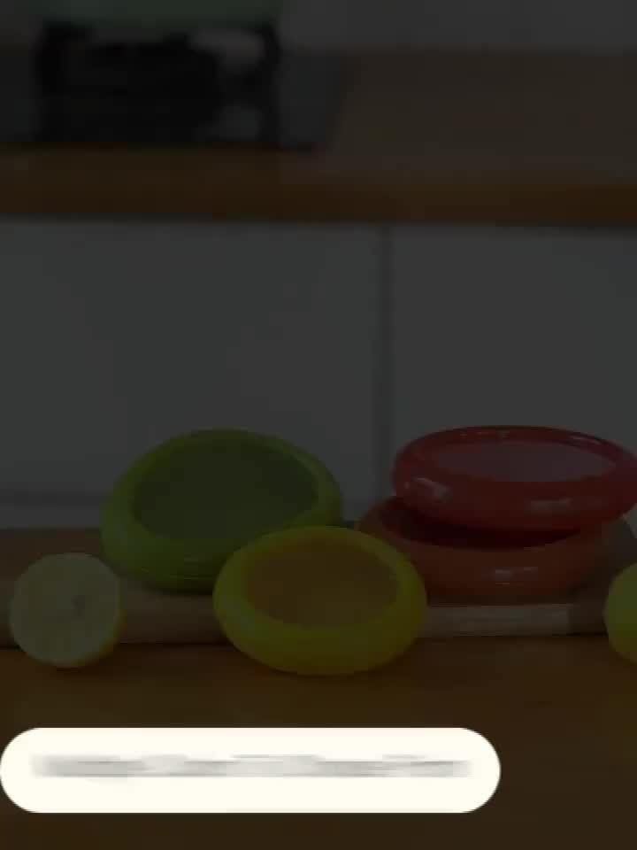 A Set of 4 Silicone Fruit And Vegetable Storage Containers, Reusable Fridge Storage Boxes, Ideal for Preserving Avocados, Tomatoes, And Perfect for Garlic, Onions, Lemons, And Potatoes.