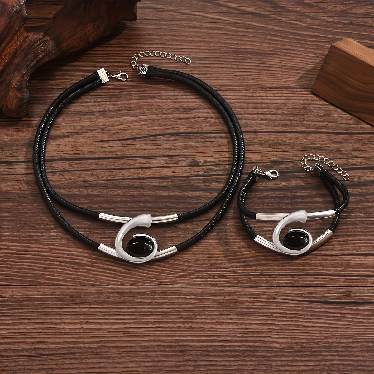 Midnight Boho — Set de Collar y Pulsera Vintage (2 Piezas)