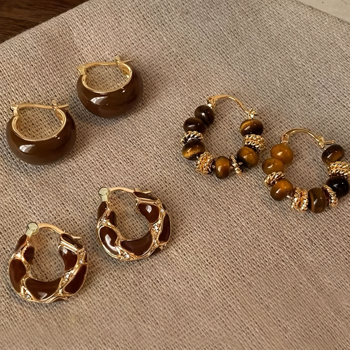 Amber Elegance — Set de 3 Pares de Aros Vintage con Cuentas Ámbar