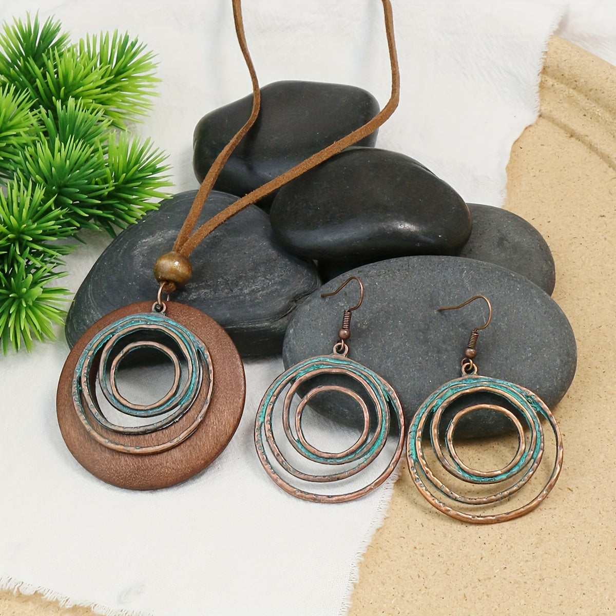 Tribal Essence — Set de Collar Doble y Aros Vintage (3 Piezas)