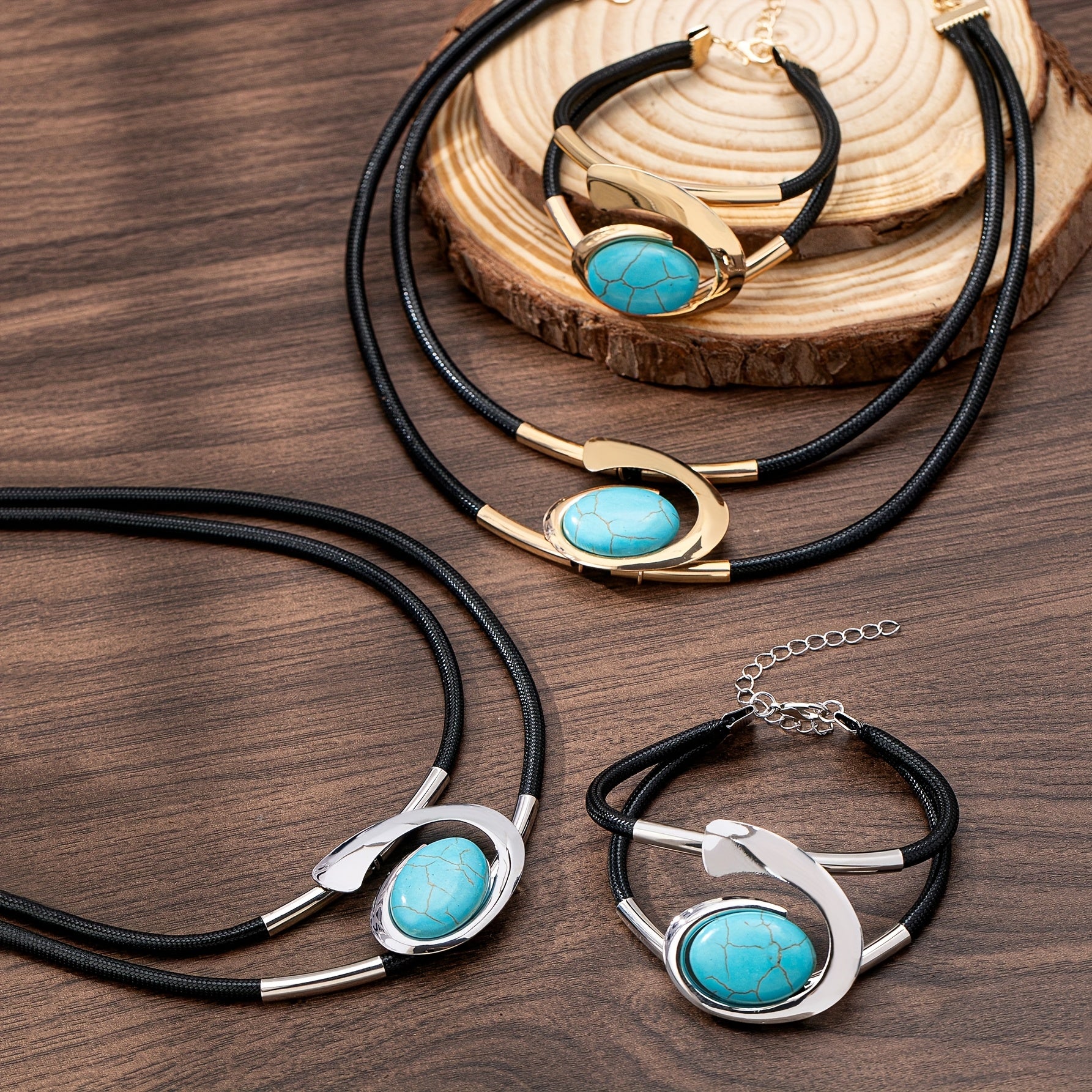 A Bohemian Style Women'S Set Featuring Vintage European And American Fashion, Perfect for Gifting And Everyday Wear.