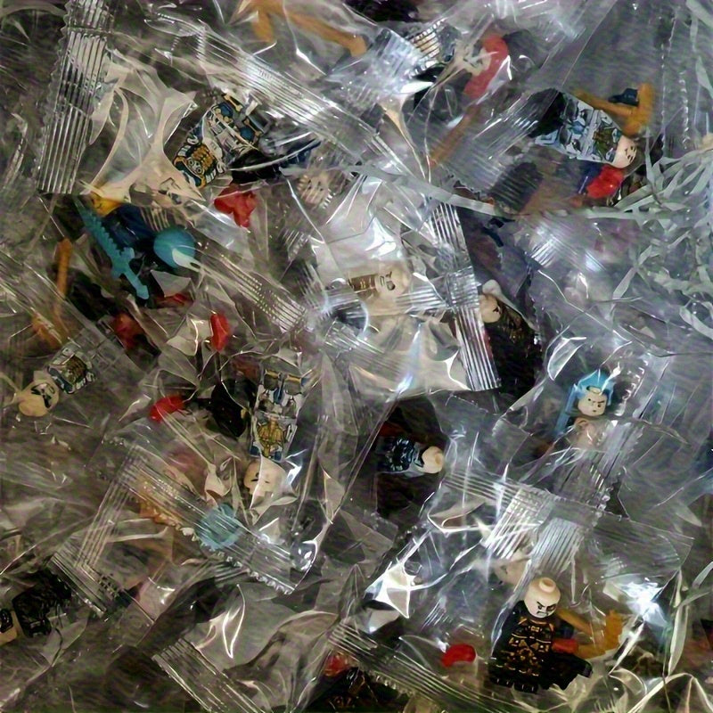 MiniHumans QX — Set de 25 Figuras Apilables con Diseño Alegre (Plástico Resistente, Uso Interior y Exterior)