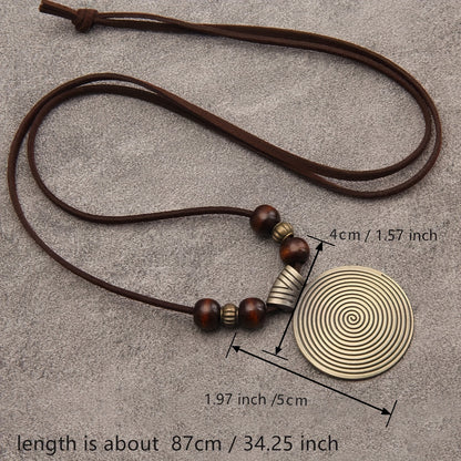 ZodiBoho TP — Collar Largo Bohemio Vintage con Cuentas de Madera y Dije Espiral Zodiacal