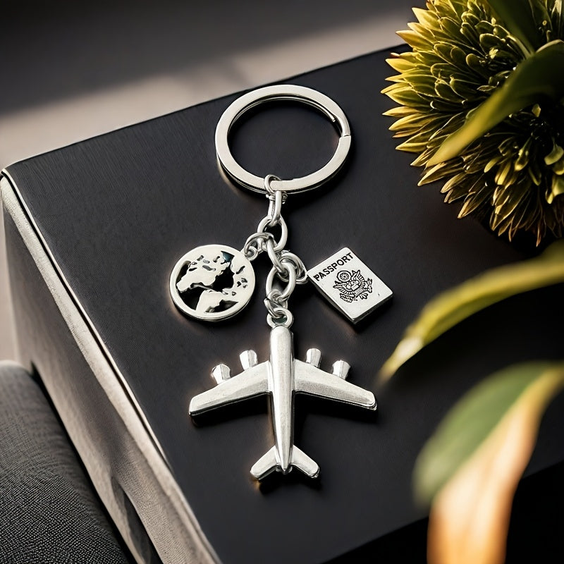 ViajeAmor DN — Llavero de Acero Inoxidable con Charms de Maleta, Globo y Avión (Grabado “Travel with Love”)