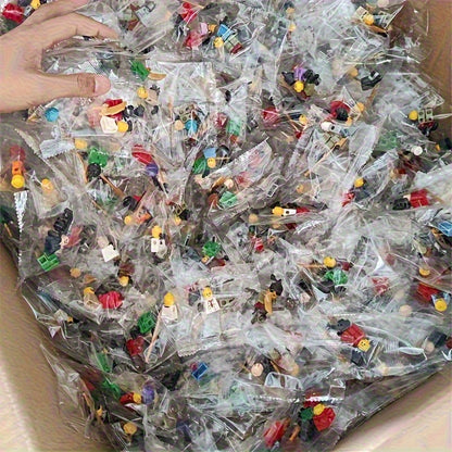 MiniHumans QX — Set de 25 Figuras Apilables con Diseño Alegre (Plástico Resistente, Uso Interior y Exterior)