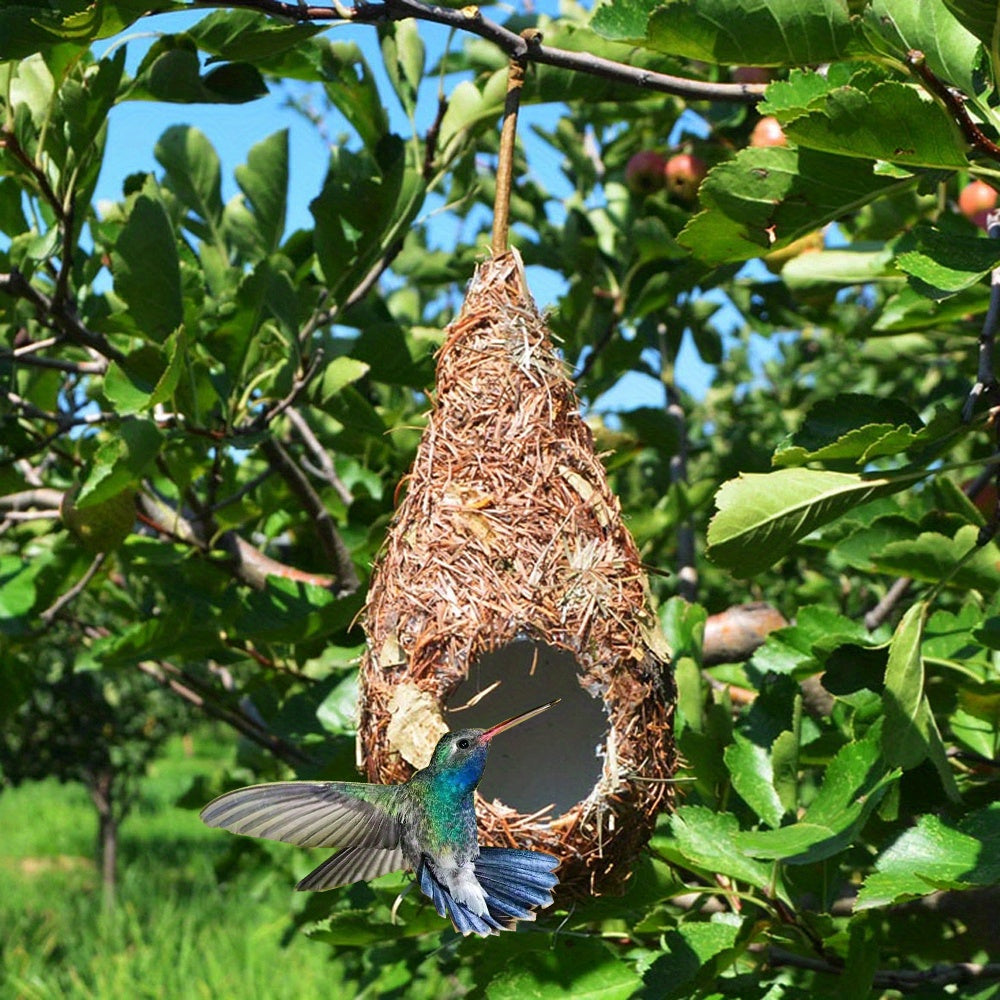 Hand-Woven Style Plastic Hanging Bird House for Hummingbirds - No Electricity Needed, Durable Outdoor Roosting Nest with Natural Grass Texture, Easy Installation for Garden & Yard Decoration