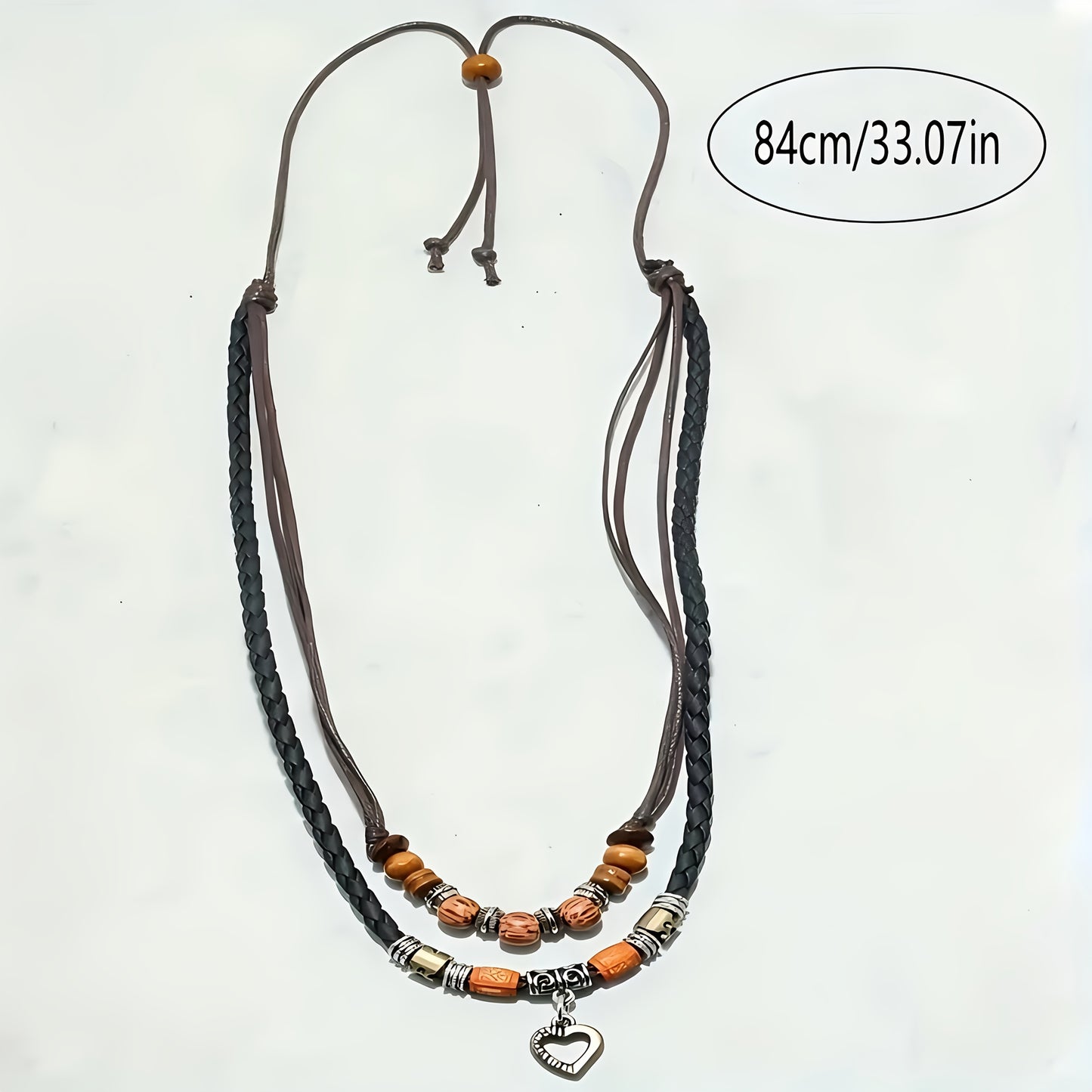 CorazónTrenzado — Collar Boho Vintage con Dije de Corazón y Cuentas de Madera (2025)