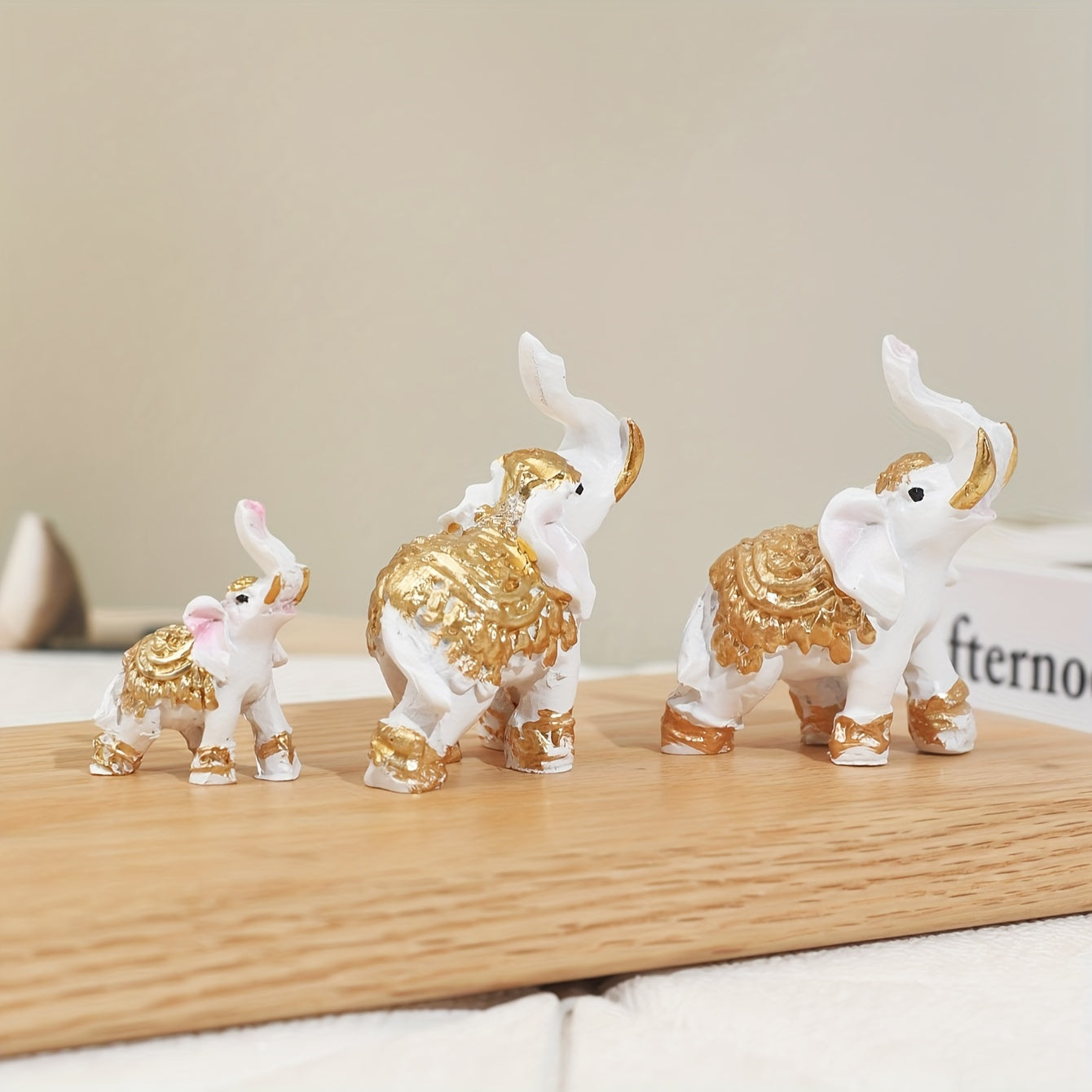 EleCharm UR — Set de 3 Figuras Decorativas de Elefantes Bebé Dorados (Resina, Uso Interior y Exterior)
