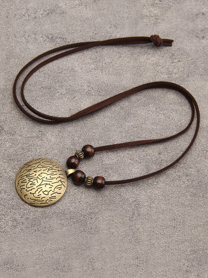 ZodiBoho TP — Collar Largo Bohemio Vintage con Cuentas de Madera y Dije Espiral Zodiacal