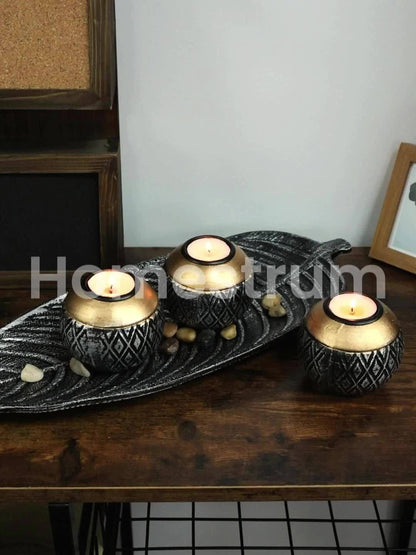 Leaf Harmony — Set de Portavelas de Madera con Bandeja y Esferas