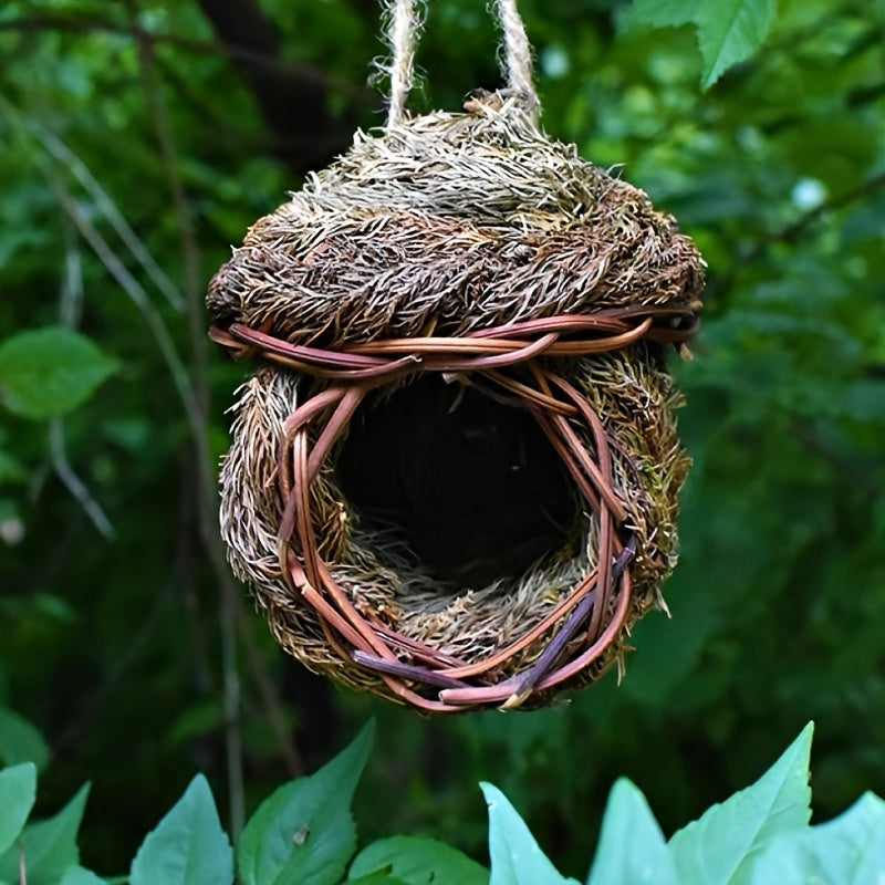 1pc Handmade Grass Bird Nest, Pine Needle Woven Parrot Nest Pearl Bird Nest Warm And Coldproof, Small Pet Ideal Hideout, Pastoral Yard Aerial Charm Round Bird House, Bird Nesting Box