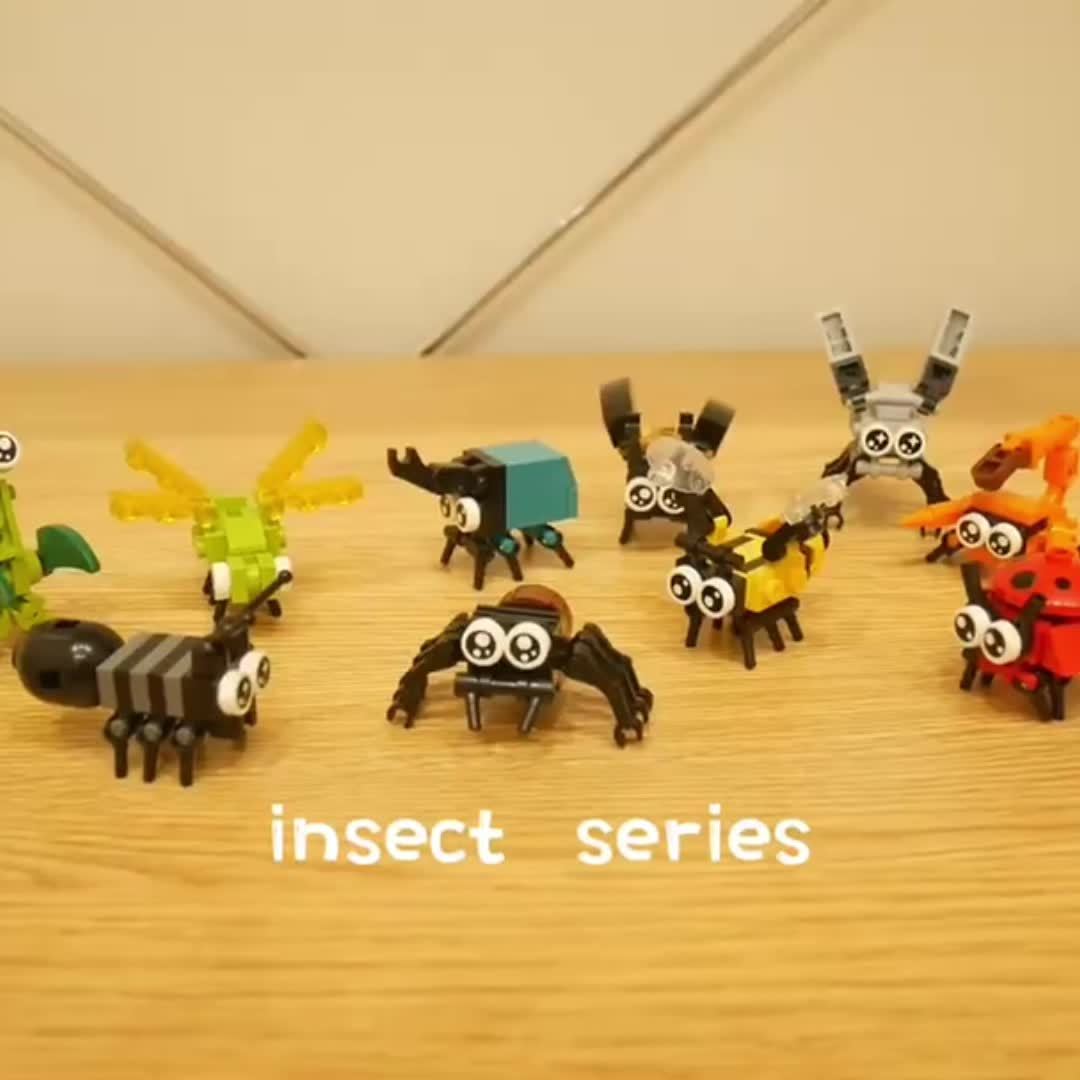 A Set of 10 Insect Building Blocks, Featuring Animal Models Like Bees, Ladybugs, Fireflies, Dragonflies, Spiders, And Scorpions, Makes a Perfect Gift for Young People.