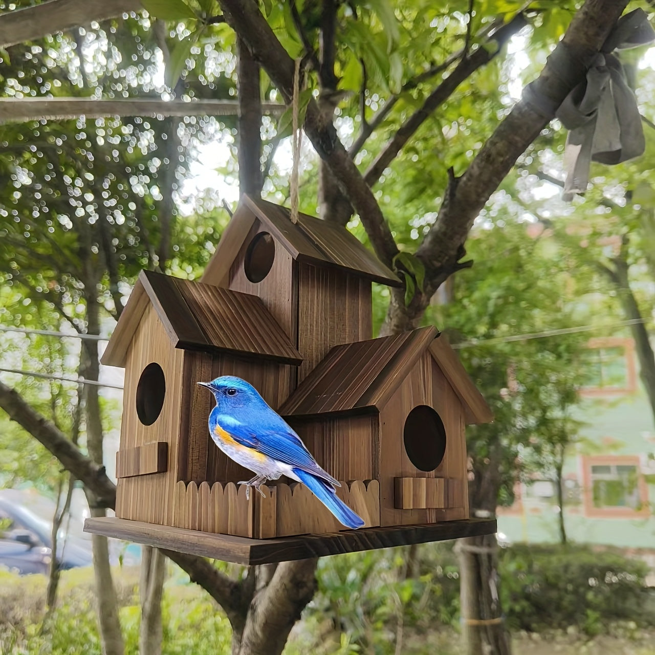 3-Room Rustic Wooden Birdhouse with Multiple Perches & Rooftop Vents - High-Quality Pine Wood Garden Feeder for Birds, Outdoor Weather-Resistant Design, Natural Finish, Without Battery