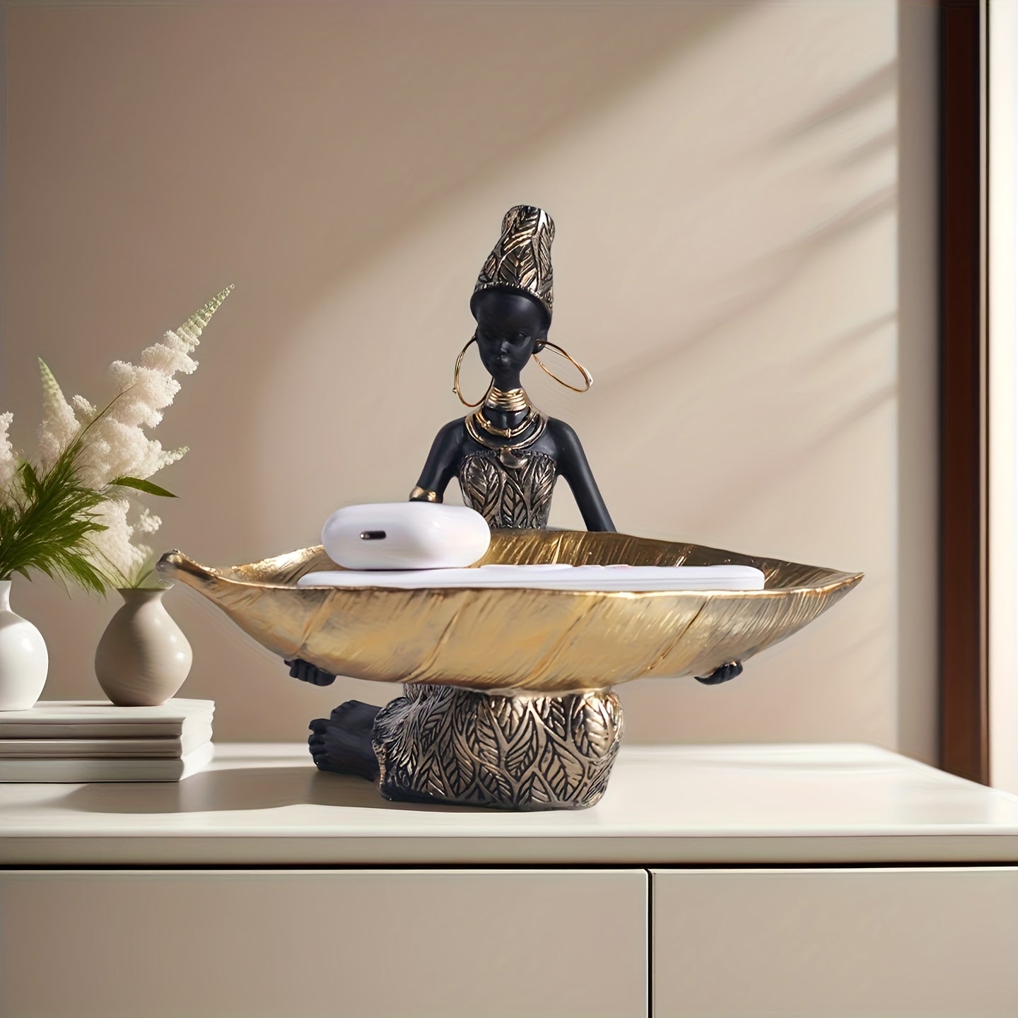 1pc Handcrafted Resin Statue Ornament - Elegant Black & Golden Woman Sculpture with Intricate Patterns, Versatile Indoor/Outdoor Decor for Living Room, Bedroom, Study - Ideal Christmas, Thanksgiving, Anniversary Gift, Statues