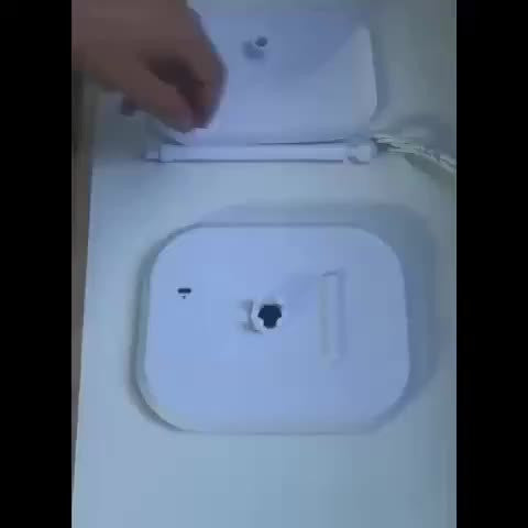 GlowFold — Espejo de Maquillaje LED Compacto con Control Táctil (3 Modos de Luz)